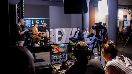 Тематичні дискусії620